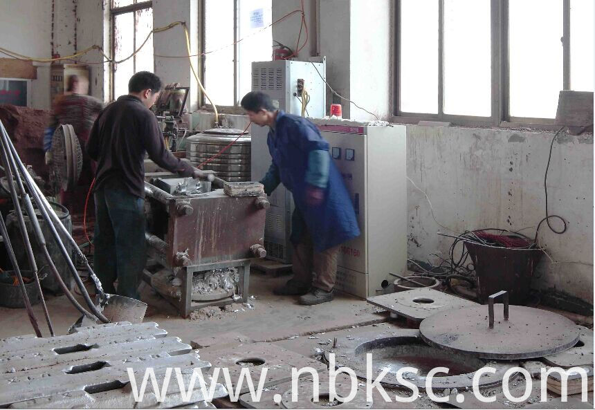 Melting Aluminum Material Melting Aluminum Material